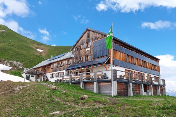 Tilisuna Hütte - chaty Alpenverein